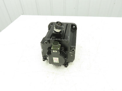 Yaskawa SGMGH-44QCA61 AC Servo Motor 4.4kw 1500 RPM 400VAC  *Broken Plug