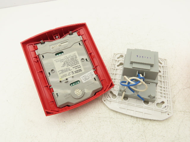 System Sensor P2RHK-120 Outdoor Fire Alarm Horn With Strobe 120V Wall Mount