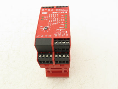 Allen Bradley 440R-M23145 GuardMaster Safety Relay 115VAC In 250VAC 24vDC Out