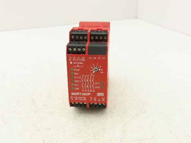 Allen Bradley 440R-M23145 GuardMaster Safety Relay 115VAC In 250VAC 24vDC Out