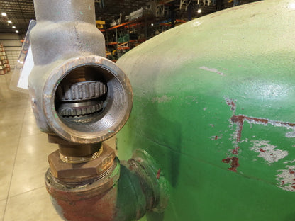 Vertical Compressed Air Receiver Tank 600 Gallon 125psi 42"x 11' OAH 1969