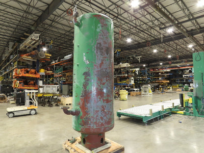 Vertical Compressed Air Receiver Tank 600 Gallon 125psi 42"x 11' OAH 1969