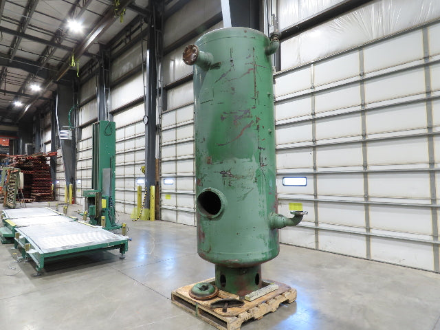 Vertical Compressed Air Receiver Tank 600 Gallon 125psi 42"x 11' OAH 1969