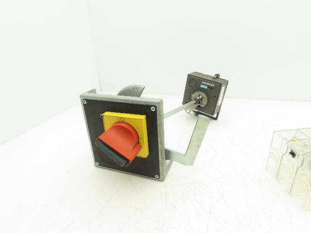 Siemens HFK3R150 Circuit Breaker Type HFGB 150A NEMA with operator
