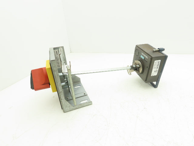 Siemens HFK3R150 Circuit Breaker Type HFGB 150A NEMA with operator