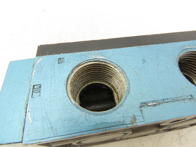 MAC 67A-B4-DRA-RA Pneumatic 3/2 Way Valve High Flow Piloted 1" NPT 150 PSI