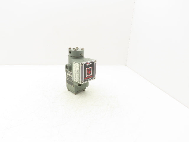 Siemens/Moore 77-16 Pressure Transducer 4-20 mA Input to 3-15 PSIG Output