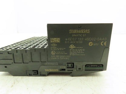 Siemens 6ES7 132-4BD02-0AA0 SIMATIC 4 Digital Outputs W/Terminal 24VDC Lot Of 10