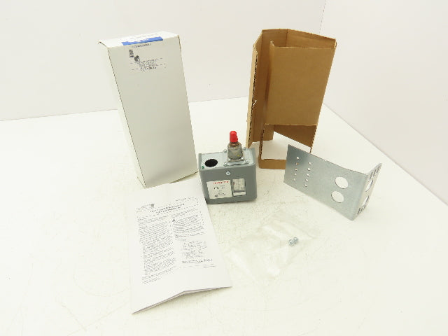 Johnson Controls P170DA-400 SPST Pressure Control Switch Single Pole 610 psi
