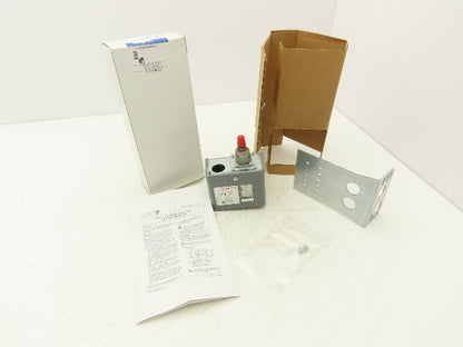 Johnson Controls P170DA-400 SPST Pressure Control Switch Single Pole 610 psi