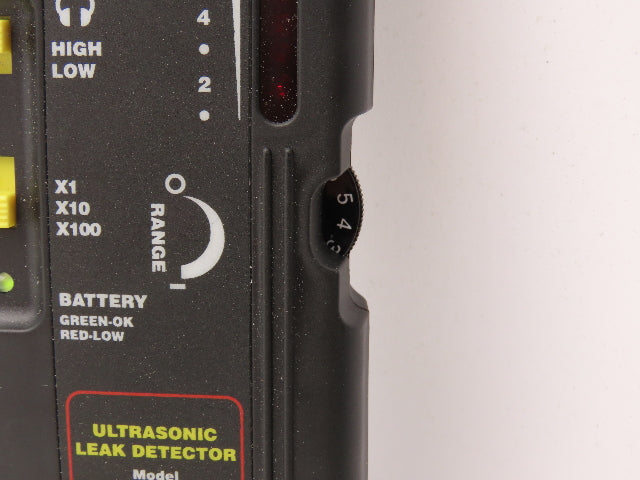 Amprobe ULD-300 Ultrasonic Leak Detector Headphones, Probe, Parabole, Carry Case