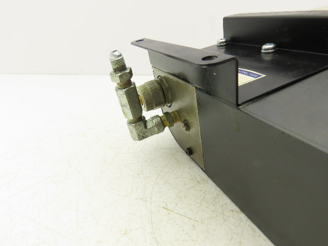 Lube P-207 P-207 Lubricator Grease &  Pump For LHL 700ml Tank 7ml/min 24VDC 8MPa