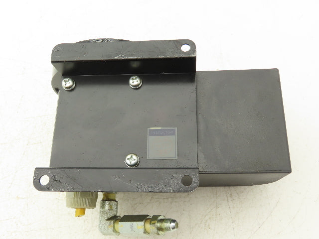 Lube P-207 P-207 Lubricator Grease &  Pump For LHL NO Tank 7ml/min 24VDC 8MPa
