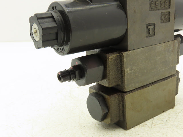 Nachi SA-G01-C6-D2-31 Hydraulic Directional Control Solenoid Valve Assy 24VDC
