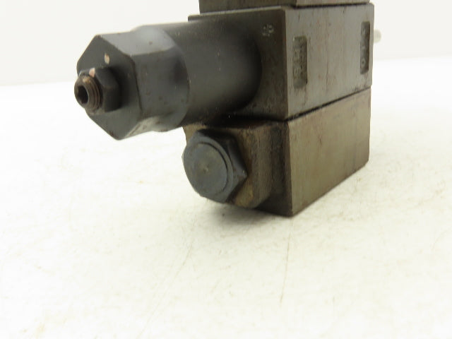 Nachi SA-G01-A3X-D2-31 Hydraulic Directional Control Solenoid Valve Assy 24VDC