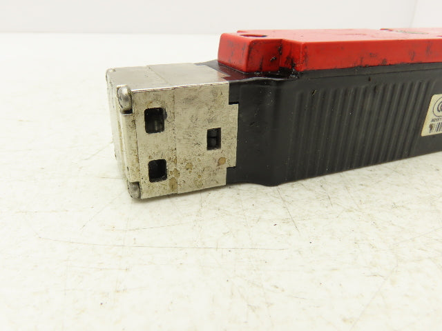 Euchner STA1A-538A024MFC2243 Safety Guard Lock Safety Switch 230VAC/24VDC 4A