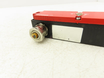 Euchner STA1A-538A024MFC2243 Safety Guard Lock Safety Switch 230VAC/24VDC 4A