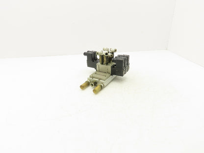 SMC VFS2320-5D-02-XD1 Pneumatic 5 Station Manifold Bank w 3 Solenoid Valves