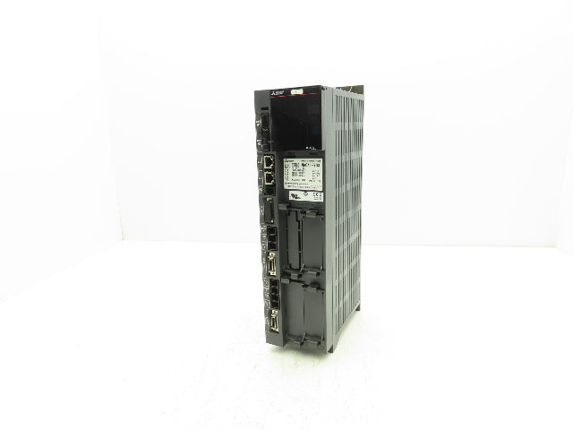 Mitsubishi FCU8-MA041-Y03 Numerical Control Unit 24VDC 1.5A Input HW Ver E