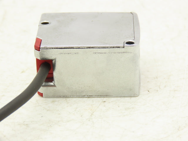 Keyence LR-TB2000C Laser Proximity Sensor 2 Meter 20-30VDC Cable w M12 Connector