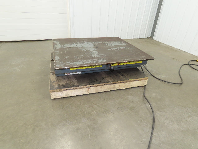 Pentalift Hydraulic Lift Table 5500lbs 48" X 42" Swivel Top 36" Travel 120 Volt