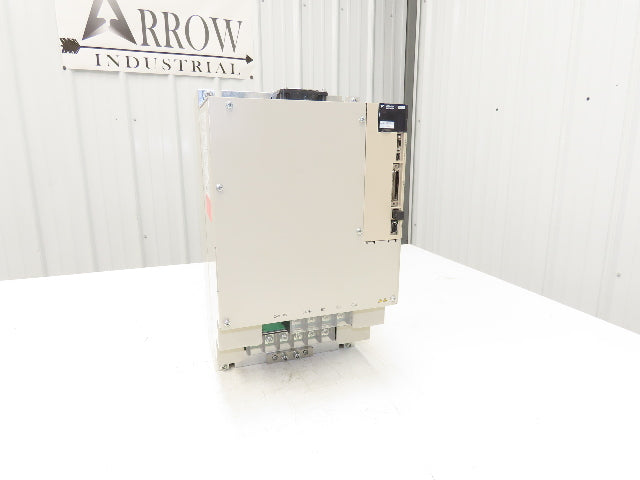 Yaskawa SGDV-370D01A SERVOPACK AC Drive 15kW 0-480V 0-300Hz 3Ph Out 380-480V In