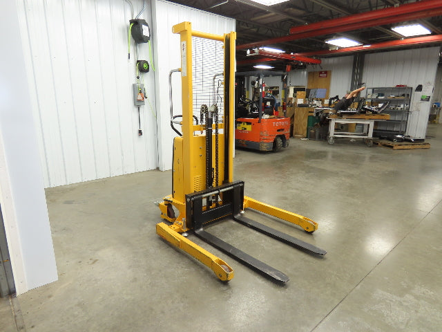 Uline H-2651 Straddle Pallet Stacker Forklift 2200 lb 63" 12V Lift Manual Push