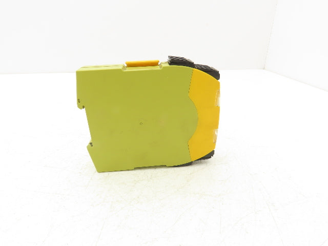 Pilz 751134 Safety Relay PN0Z S4 C  Series 48-240 VAC/DC 3N/O 1N/C