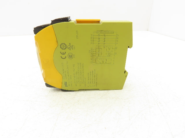 Pilz 751134 Safety Relay PN0Z S4 C  Series 48-240 VAC/DC 3N/O 1N/C