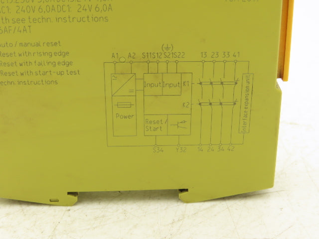 Pilz 751134 Safety Relay PN0Z S4 C  Series 48-240 VAC/DC 3N/O 1N/C