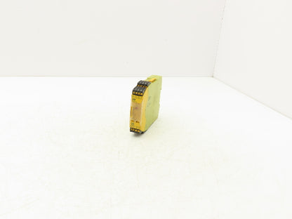 Pilz 751134 Safety Relay PN0Z S4 C  Series 48-240 VAC/DC 3N/O 1N/C