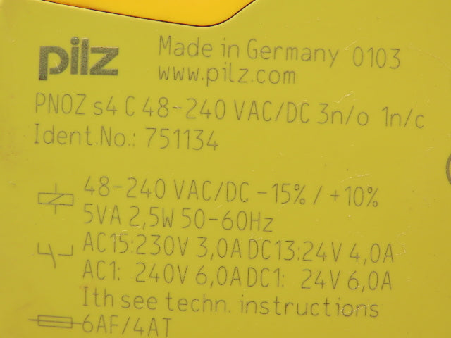 Pilz 751134 Safety Relay PN0Z S4 C  Series 48-240 VAC/DC 3N/O 1N/C