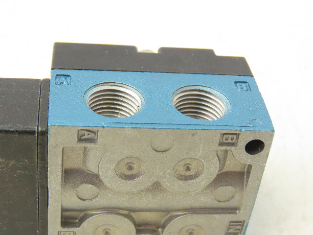 MAC 46A-AA2-JDCO-1KJ Pneumatic Air Valve 1/8" NPT 4-Way/2-Pos  24V 120 PSI