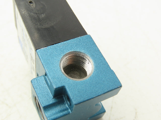 MAC 35A-AAA-DDAJ-1KJ Pneumatic Air Valve 1/8" NPT 3-Way/2-Pos 24V 120 PSI