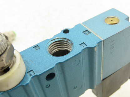 Mac 52A-31-BOA-DM-DFBJ-1KJ Pneumatic Air Valve 3/2-Way 120psi 1/4"NPT Lot of 2