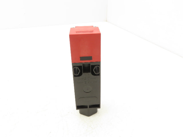 Telemecanique XCSPA793 Safety Limit /Guard Switch 1NC +1NC Slow Break Lot of 3