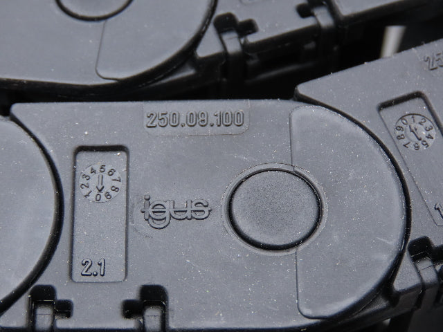 Igus 250.09.100 Energy Chain Cable Carrier 90mm x 25mm 4600mm Length 15' 1"