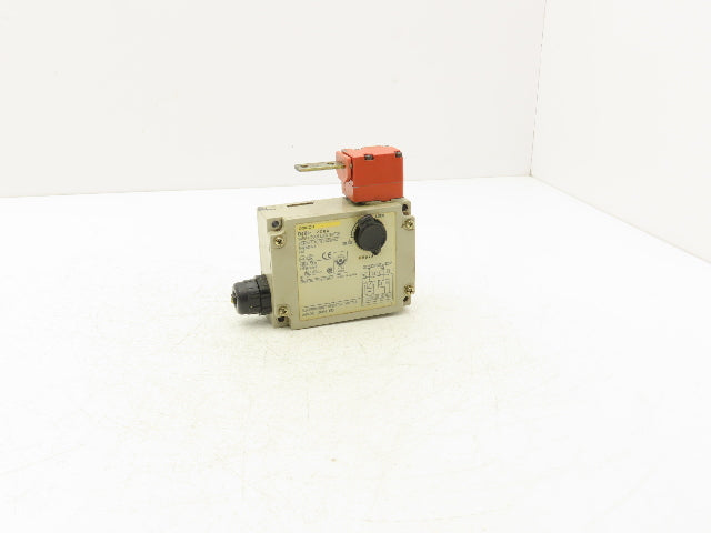 Omron D4BL-2CRA Safety Door Interlock Switch Electromagnetic 24VDC