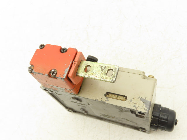 Omron D4BL-2CRA Safety Door Interlock Switch Electromagnetic 24VDC