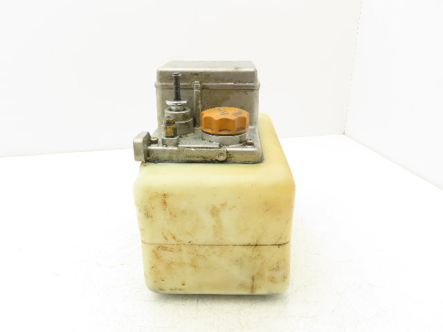 Showa YMB3-5 Automatic Oil Lubricator Pump 4-Liter Tank 110V 5-Min Cycle