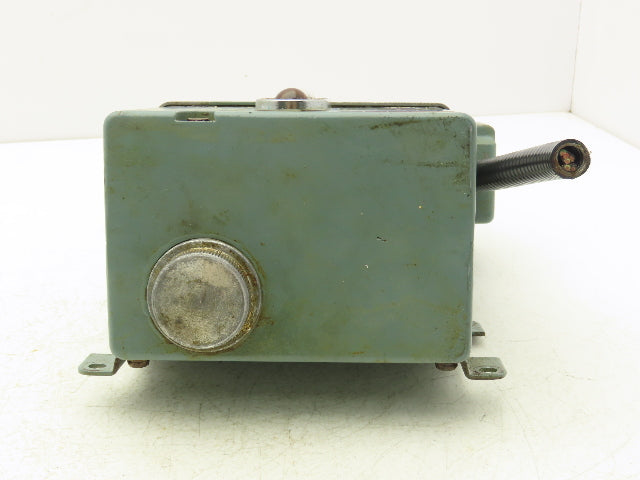Showa YMAS6-5 Automatic Oil Lubricator Pump 2 Liter Tank 220V 5-Min Cycle