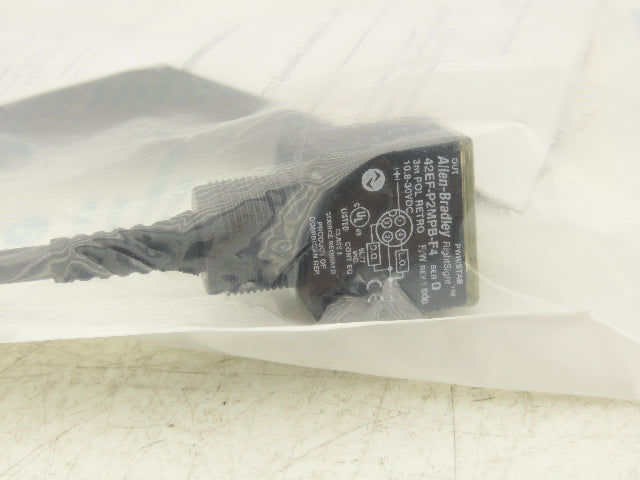 A-B 42EF-P2MPB-F4 RightSight Polarized Retroreflective Photoelectric Sensor