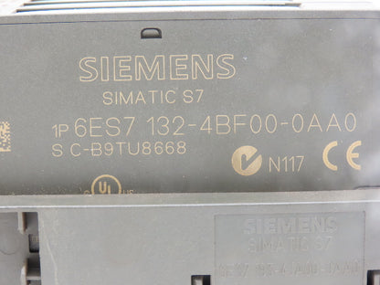 Siemens 6ES7132-4BF00-0AA0 SIMATIC 8PT Digital Output W/Terminal 24VDC Lot Of 10