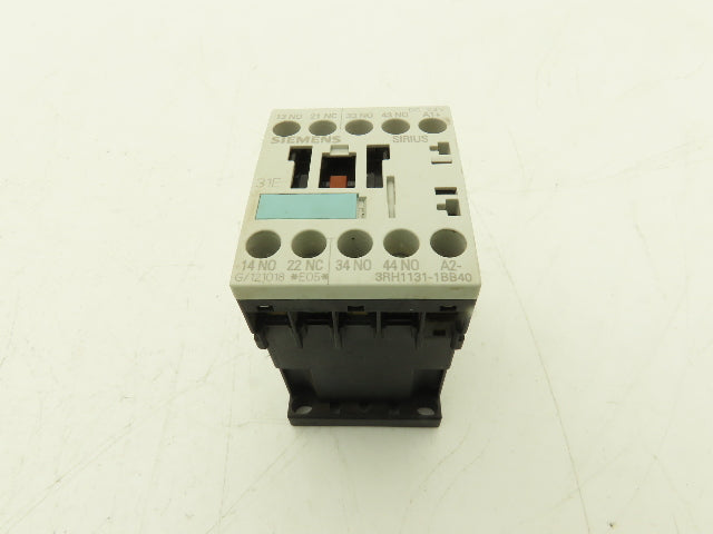 Siemens 3RH1131-1BB40 Contactor Relay 24V Coil 600V 3 NO 1 NC Lot of 8