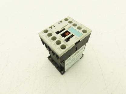 Siemens 3RH1131-1BB40 Contactor Relay 24V Coil 600V 3 NO 1 NC Lot of 8