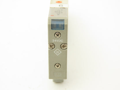 SMC SV1100-5FU Pneumatic Air Valve SV1000 Series 5-Port 2-Position 24V Lot of 11