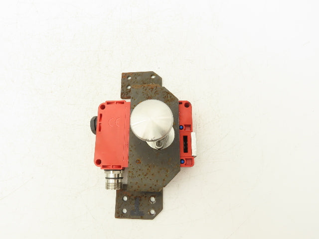 Allen Bradley TLS1-GD2 Guard Master Interlock Locking Guard Switch 24V AC/DC