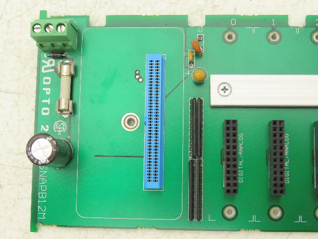 OPTO 22 SNAPB12M 12 Module Mounting Rack For B-Series I/O Module & 1 Brain