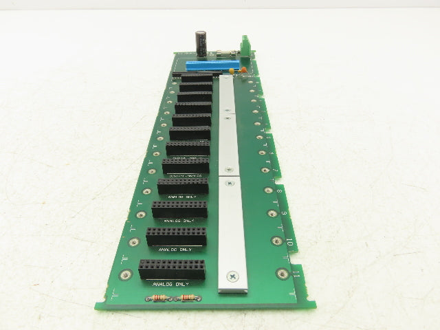 OPTO 22 SNAPB12M 12 Module Mounting Rack For B-Series I/O Module & 1 Brain