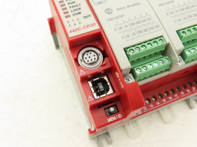 Allen Bradley 440C-CR30-22BBB GuardMaster Safety Relay 24VDC 5A Ser. A9.00